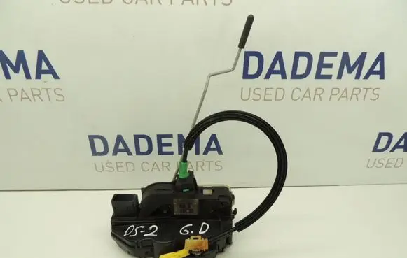 Chevrolet Cruze Rear door lock 13503788 DS2
