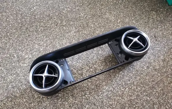 Mercedes-Benz SLK R172 Dash center air vent grill A1728300154
