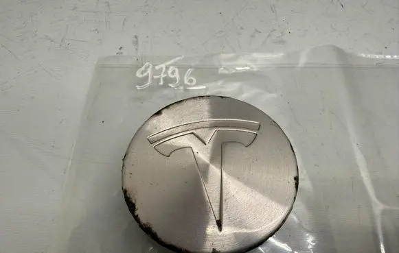 Tesla Model X Original wheel cap 300587900A
