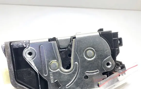 BMW 3 F30 F35 F31 Front door lock 7229461