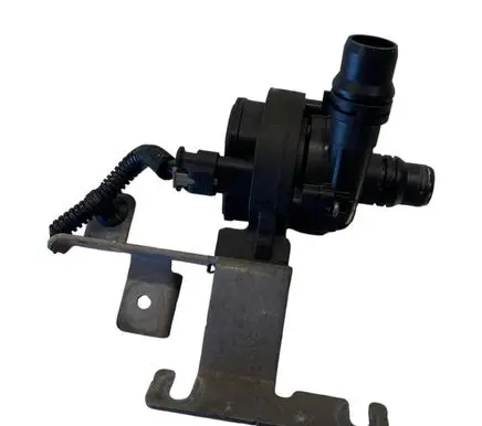 Opel Astra L Water pump 9823813380 0392023422