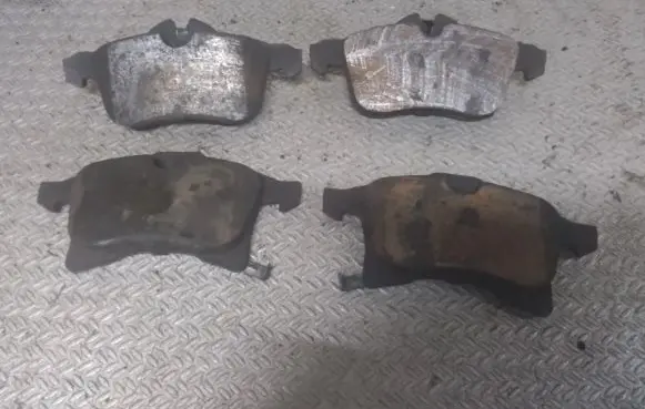 Opel Zafira B Brake pads (front) 