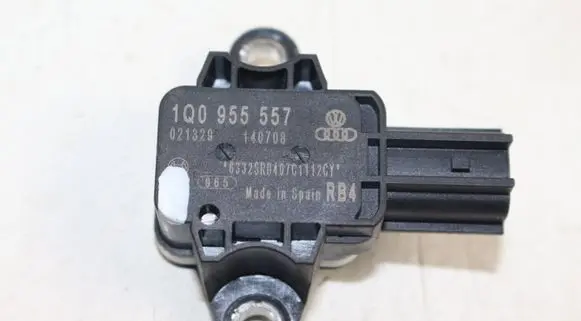 Volkswagen Eos Airbag deployment crash/impact sensor 1Q0955557
