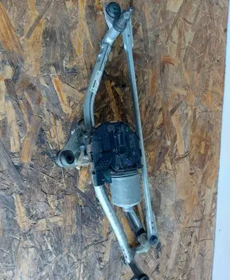 Volkswagen PASSAT B8 Front wiper linkage and motor 3G1955023D
