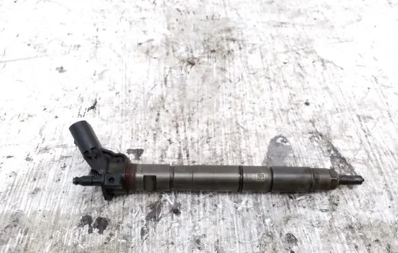Audi Q7 4L Fuel injector 059130277AH