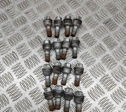 Audi Q5 SQ5 Nuts/bolts 8R0601295