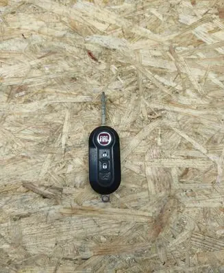Fiat 500E Ignition key/card 