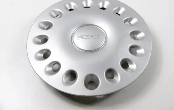 Seat Ibiza II (6k) Original wheel cap 6K0601147B