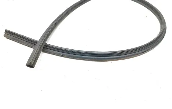 Mercedes-Benz Vito Viano W639 Engine compartment rubber 