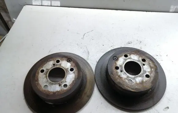 Toyota Avensis T250 Rear brake disc
