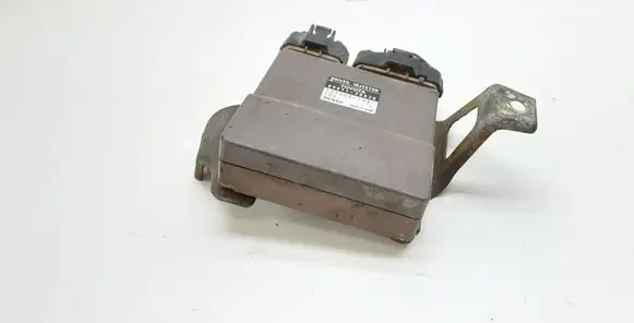 Toyota Avensis Verso Fuel injection control unit/module 8987120030