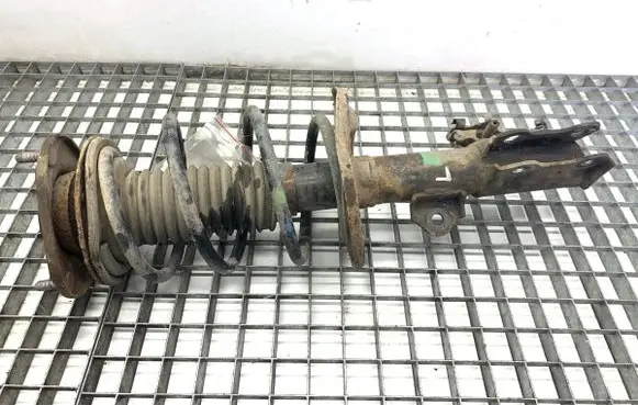 Toyota Auris E180 Front shock absorber/damper
