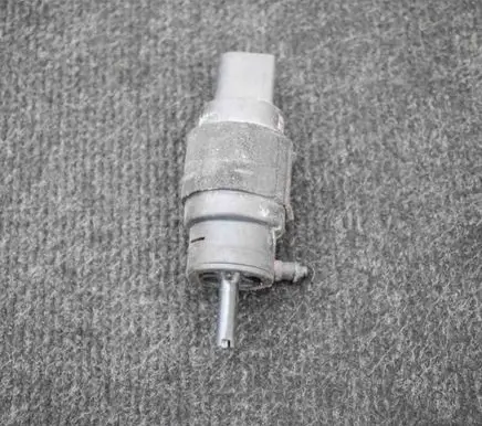 Audi A5 8T 8F Windscreen/windshield washer pump 8K5955647
