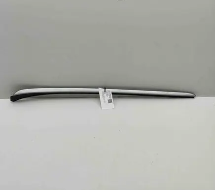 Hyundai Santa Fe Windshield trim 861432W000
