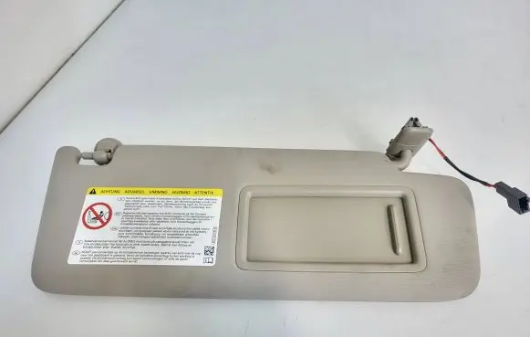 Sun visor