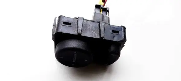 Chrysler Voyager Wing mirror switch 4685317 39754D