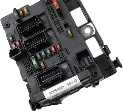 Peugeot 307 Fuse module 9650664080 31590706