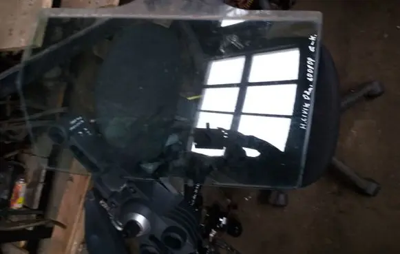 Honda Civic Rear door window glass