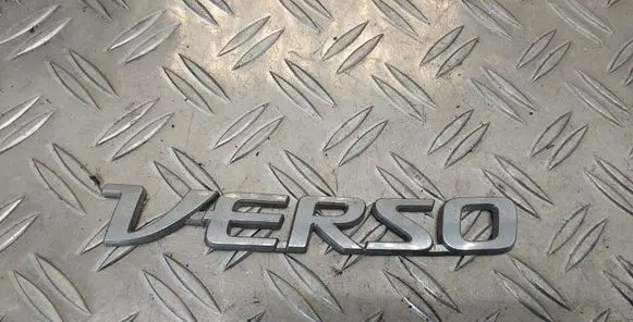 Toyota Verso Manufacturers badge/model letters 