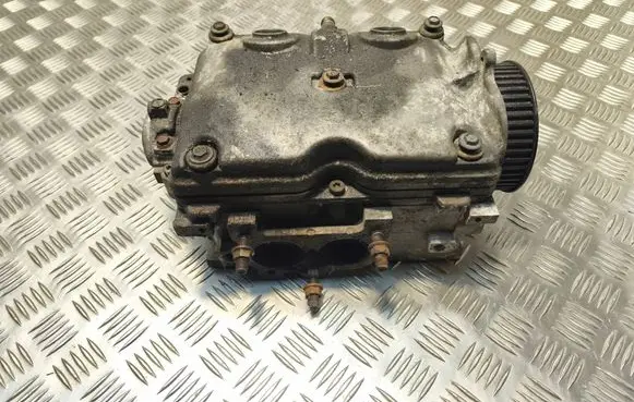 Subaru Legacy Engine head 