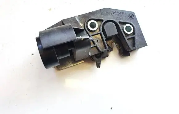 Audi A6 S6 C6 4F Seat back rest lock catch 