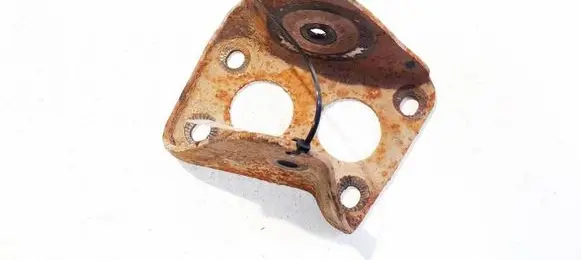 Volkswagen Golf IV Bracket in trunk/boot