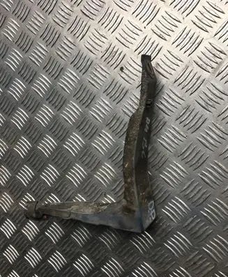 Audi A4 S4 B6 8E 8H Fender mounting bracket 8E0821138B 8E0821138