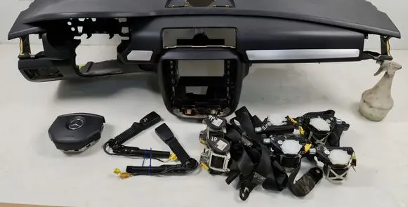 Mercedes-Benz R W251 Airbag set with panel A2516800887