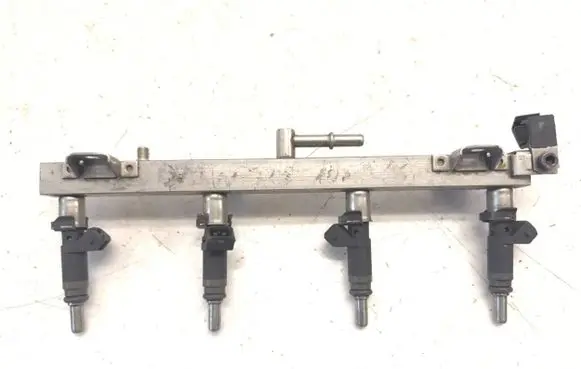 BMW Z4 E85 E86 Fuel main line pipe 7506158