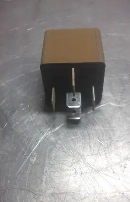 Opel Zafira A Other relay 90491314 V23134A52X237