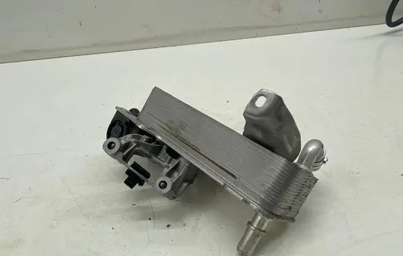 BMW 1 F20 F21 Transmission/gearbox oil cooler 8514515