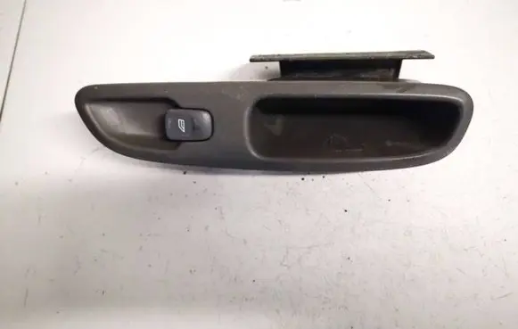 Volvo V70 Electric window control switch 9193301 9472275