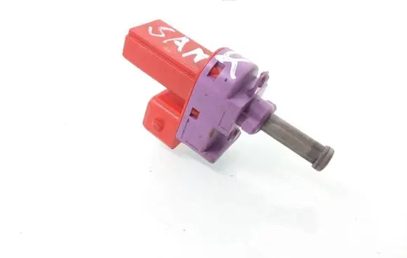 Clutch pedal sensor