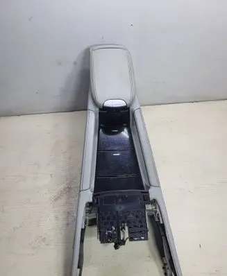 Mercedes-Benz ML W164 Armrest 