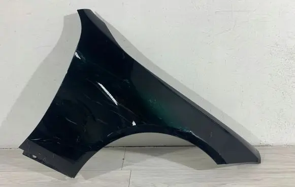 Mercedes-Benz CLS W257 Fender