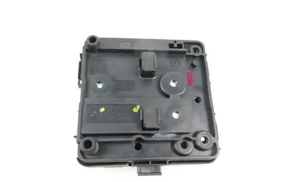 BMW 3 E46 Battery relay fuse 8387547 8387546