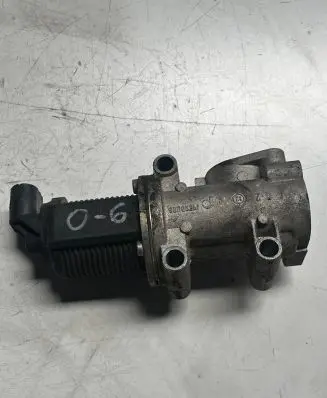 Opel Astra H EGR valve 722946380