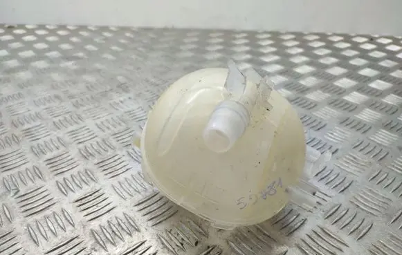 Peugeot 2008 II Coolant expansion tank/reservoir 9824316180