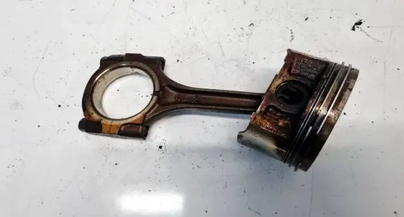 Subaru B9 Tribeca Piston with connecting rod 