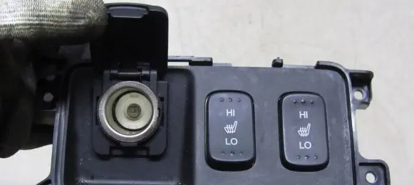 Honda CR-V Seat heating switch