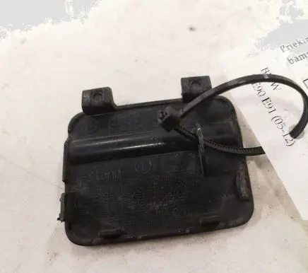 BMW 3 E90 E91 Front tow hook cap/cover 51127202671