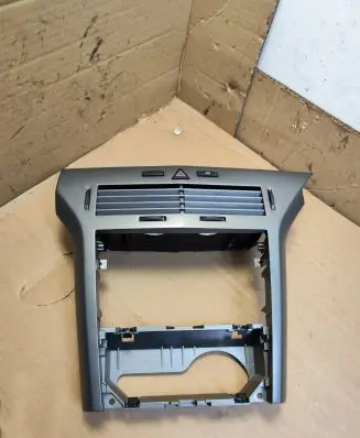 Opel Astra G Dashboard center trim panel 13141085 13141091