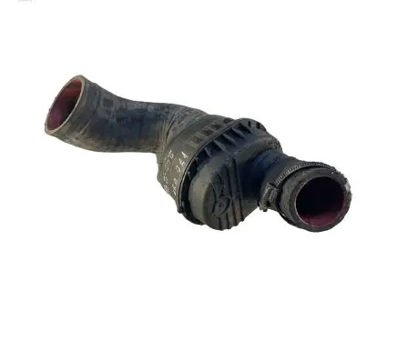 Volvo V70 Intercooler hose/pipe