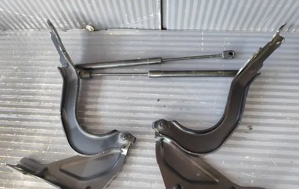 Jeep Cherokee Engine bonnet/hood hinges CHEROKEEKLZAWIASY