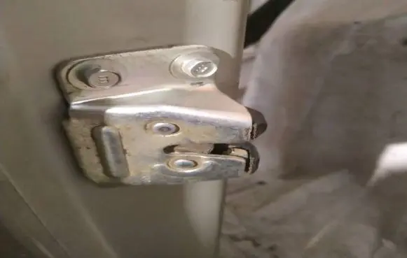 Mitsubishi Outlander Tailgate/trunk/boot lock/catch/latch