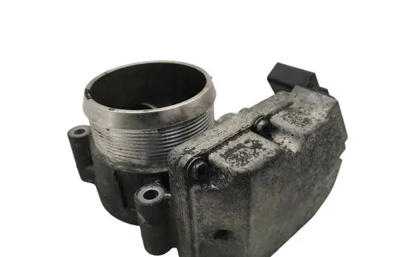 Audi A4 S4 B7 8E 8H Throttle valve 8E0145950E