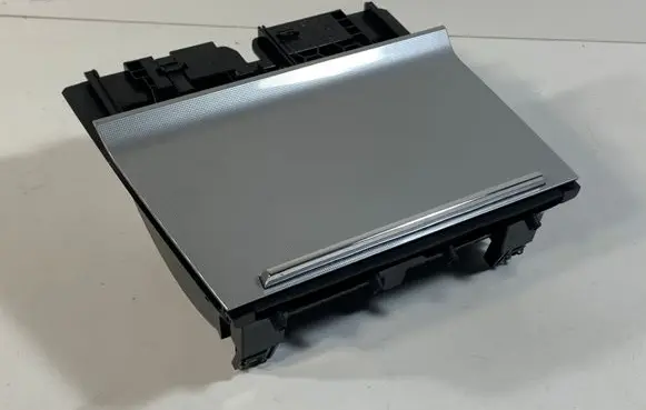 Skoda Octavia Mk3 (5E) Ashtray (front) 5E2863077B 5E1863077 5E0863589