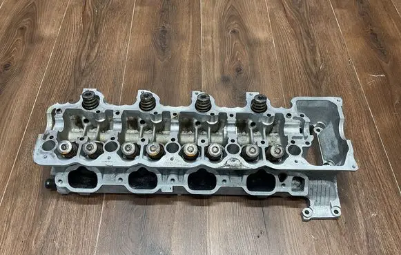 Mercedes-Benz SL R129 Engine head 1130161601 R1130161601