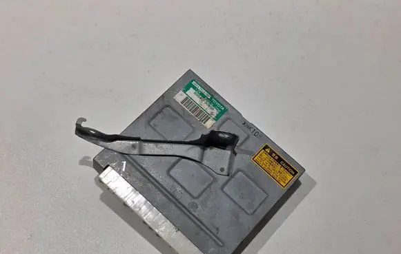 Lexus GS 300 400 430 ABS control unit/module 8954030390