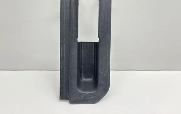 Toyota Prius+ (ZVW40) Rear seat rail trim cover 7215747070